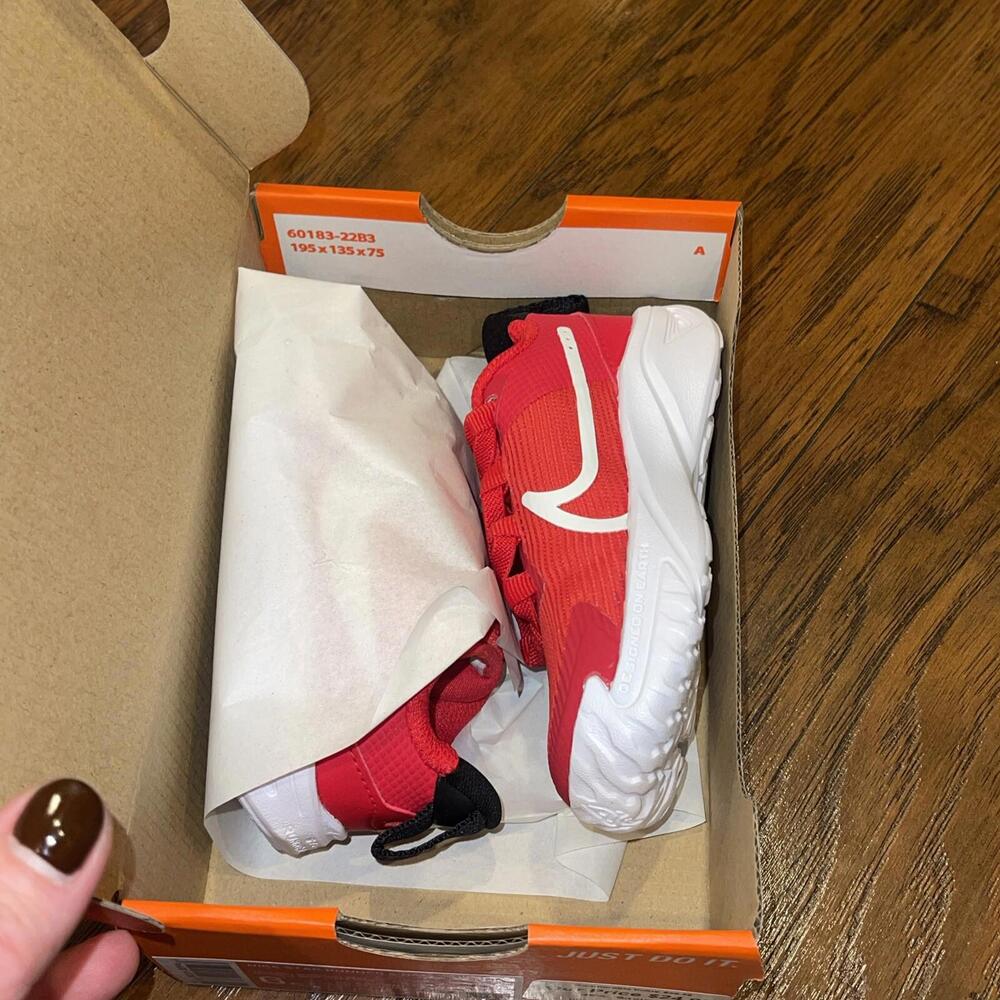 Size 6C NIKE Shoes Sneakers Toddler Star Runner DX7616-600) University Red White - Picture 9 of 11
